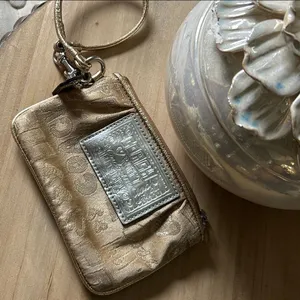 Coach Poppy 44070 Gold/Silver Duotoned Canvas Wristlet Bag thumbnail 9