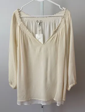 Joie Silk Boho Flowy Beachy Relaxed Peasant Smocked V-Neck Blouse L Ivory thumbnail 1