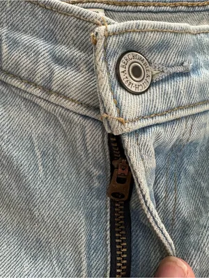 Abercrombie Curve Love High Rise Mom Jean Cutoff Shorts 33/16 Light Wash thumbnail 3