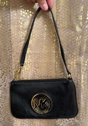 Michael Kors Black Gold Logo Pebble Leather Clutch Wristlet Zip Bag thumbnail 1