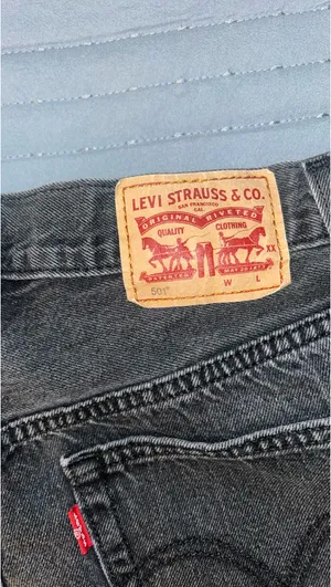 Levi’s 501 Shorts thumbnail 3