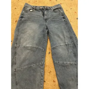 BCBGeneration Paneled Barrel Leg Denim Jeans Size 28 Contemporary Streetwear thumbnail 3