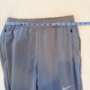 Nike Dri Fit Women's Gray Running Joggers Elastic Waist Draw Strings Size Medium thumbnail 11