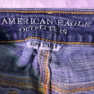 American Eagle Outfitters Classic Blue Jeans thumbnail 3