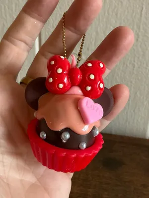 Tokyo Disney Resort Minnie Mouse Cupcake Keychain Bag Charm Sweets Deco Love thumbnail 1