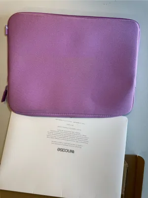 Incase Pink-Lilac Laptop Sleeve thumbnail 3