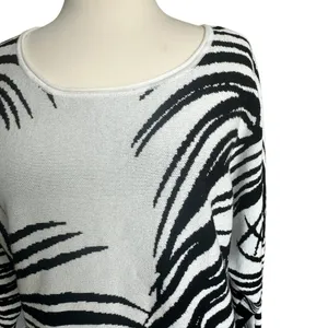 Zebra Print Sweater Scoop Neck Large 3/4 Batwing Sleeve Lightweight Rounded‎ Hem thumbnail 4