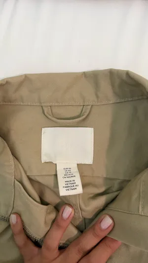 H&M jacket thumbnail 2