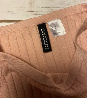 H&M Top thumbnail 3