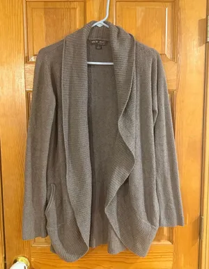 Barefoot Dreams cozy chic lite open cardigan sweater size medium. thumbnail 1
