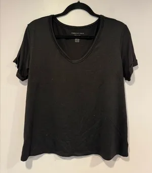 Black American Eagle soft‎ and sexy plush vneck short sleeve thumbnail 1