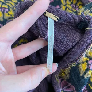 Free People No Ordinary Black Floral Reversible Top‎ Womens Size S Purple Black thumbnail 2