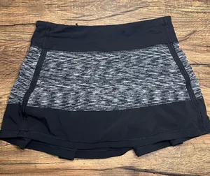 Lululemon Pace Rival Skirt Size 4 Black Gray Built In Shorts Tennis Running thumbnail 1
