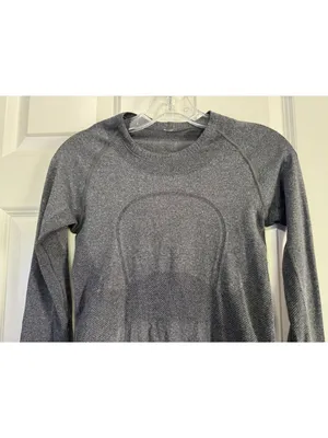 Lululemon Athletica Swiftly Tech Long Sleeve Shirt Gray Athleisure Womens 2 or 4 thumbnail 3
