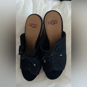 UGG Giorgia Black Suede Wedge Size 6.5 Espadrille Lace Up Detail thumbnail 13