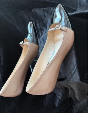 Franco Sarto Women's Two-Tone Leather Kitten Heel Pumps, Size 8.5 thumbnail 1