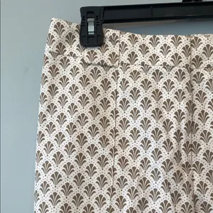 Cream and tan patterned ladies pants Brown Size 30 thumbnail 2