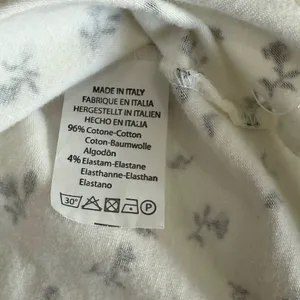 Brandy Melville White with Black Flowers‎ Short Sleeve Top thumbnail 4