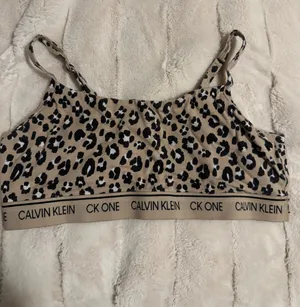 Calvin Klein Bralette thumbnail 2