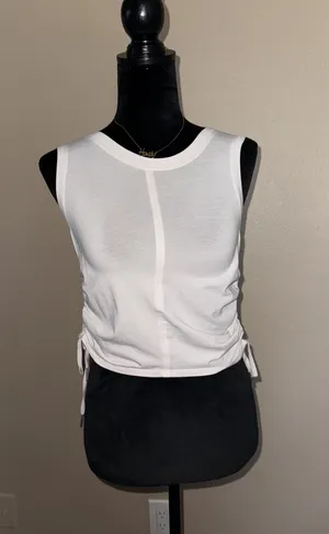 Lululemon thumbnail 1
