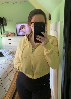 Sweatshirt thumbnail 1