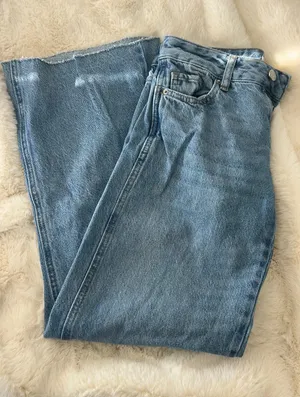 PacSun Low-Rise Baggy Jeans Casey thumbnail 1