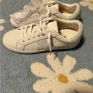 Vintage Havana White Pearl Star Sneakers - Perfect for Brides or Brides to Be thumbnail 4
