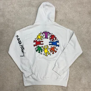 Keith Haring Circle Of Men Graphic Hooded Sweatshirt Size S thumbnail 3