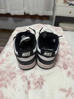 Women’s Nike dunks thumbnail 3