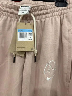 Women’s Nike Joggers size medium  thumbnail 6