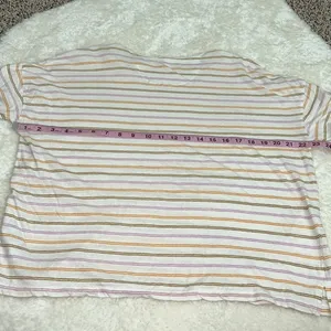 Madewell women’s medium Raw-Edged Hangout Tee in Branham Stripe‎ thumbnail 5