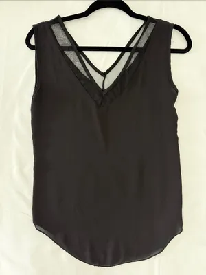 Women's‎ V-Neck Mesh Strap Camisole - Black thumbnail 1