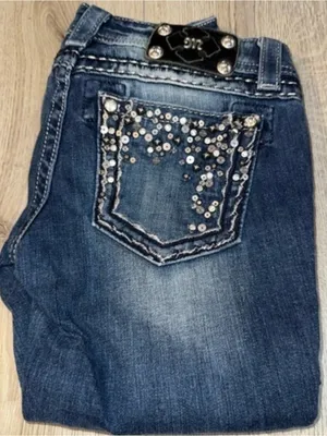 Miss Me Dark Blue Sequin Pocket Cropped Jeans crop capri denim thumbnail 2