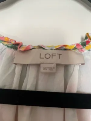 Loft Floral Spring Mini Dress XS Green Yellow Flowy Feminine Romantic Picnic thumbnail 2