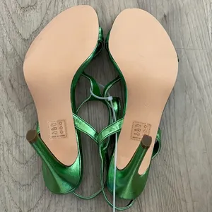 Christmas green t strap stiletto heels size 9 shiny thumbnail 8