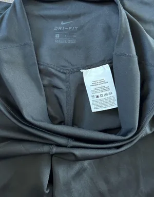 Nike Black  Leggings thumbnail 3