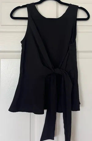 Lush black sleeveless tie top thumbnail 1