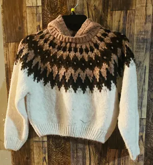 ZARA hooded crop sweater women's size 9 thumbnail 2