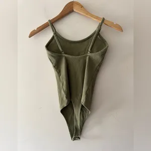 American Eagle High Neck Olive Green Ribbed Bodysuit‎ thumbnail 3