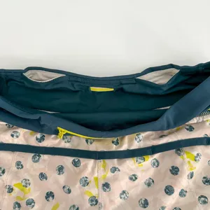Lululemon Womens Shorts Size 4 thumbnail 3