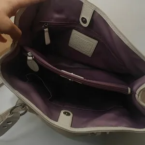 Vintage cream and white Coach shoulder bag #19044 thumbnail 7