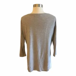 ✨Aritzia Babaton Norris Grey Sz Medium T-Shirt✨ thumbnail 4