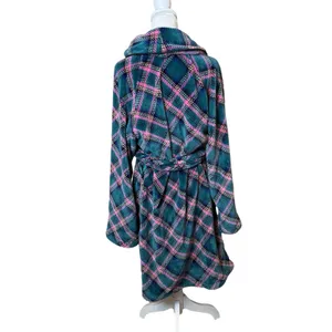 Victoria's Secret Cozy Short Plush Bath Robe Green Pink Plaid Medium/Large thumbnail 7