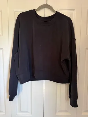 Lululemon Black Crewneck Size 12 thumbnail 1