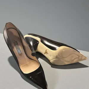 PRADA thumbnail 4