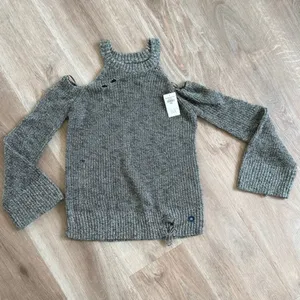 Hollister Green Long Sleeve Open Shoulder Sweater Size XS NWT thumbnail 14