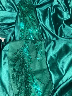 Emerald Green Prom Dress Size 10 thumbnail 3