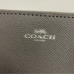 Coach Wristlet Wallet Pouch Corner Zip Credit Card Phone Travel Leather Grey thumbnail 3