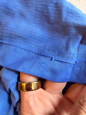 Lululemon blue long sleeve swiftly tech. Waist length. Size 8 thumbnail 4