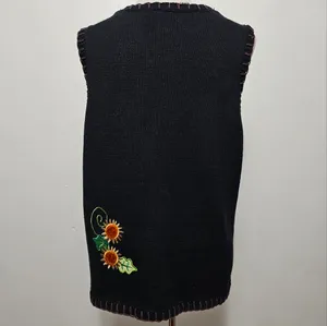 Holiday Editions Y2K Black Embroidered Fall Motif Sweater Vest Size Large thumbnail 4